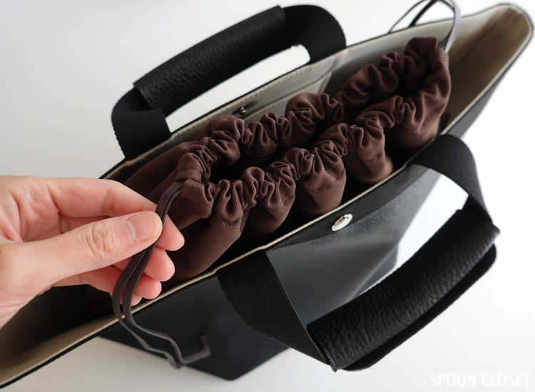 エルベシャプリエのトートバッグで使用できる巾着型バッグインバッグ